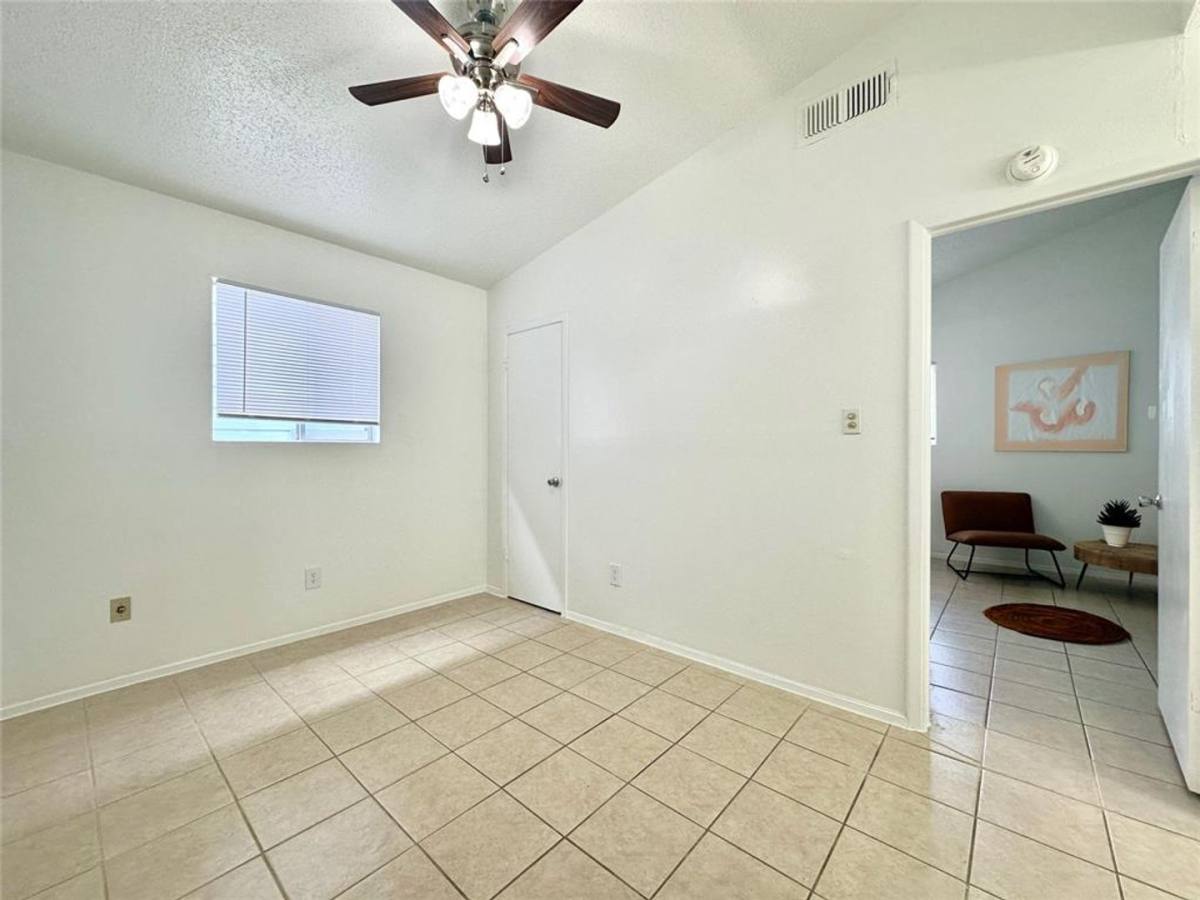 Condo for rent at 2410 Longview St, Austin, TX 78705