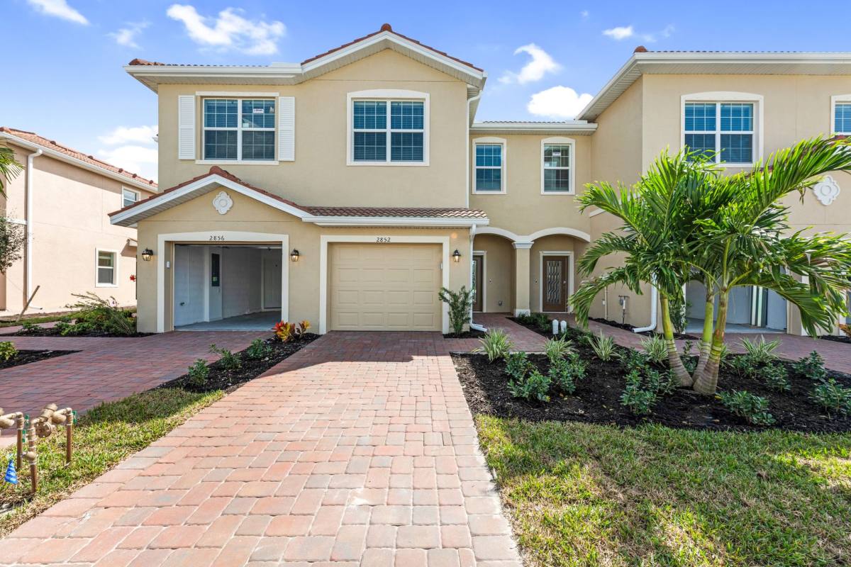 Townhouse for rent at 2852 Citrus St Oor, Naples, FL 34120