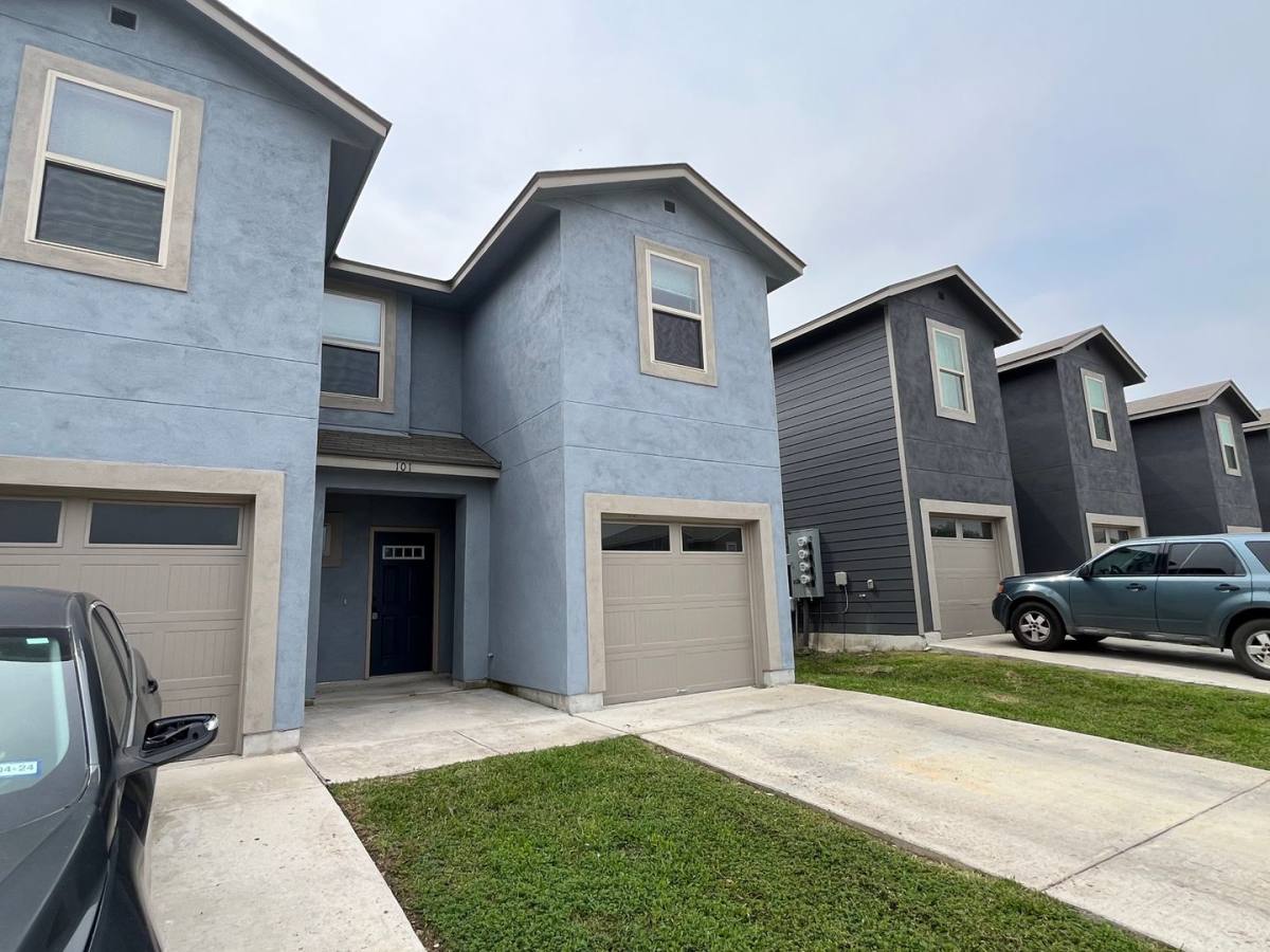 Townhouse for rent at 6534 Marcel Way, San Antonio, TX 78233