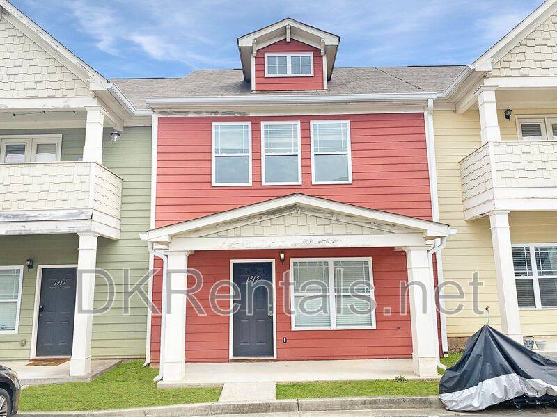 Townhouse for rent at 1715 Brookside Lay Circle, Norcross, GA 30093