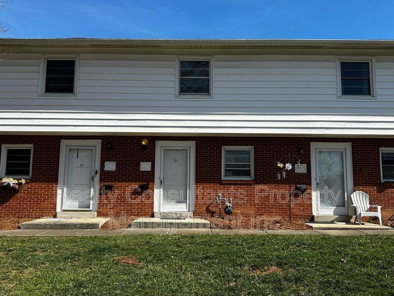 Townhouse for rent at 101 Oxford Place #21, High Point, NC 27262