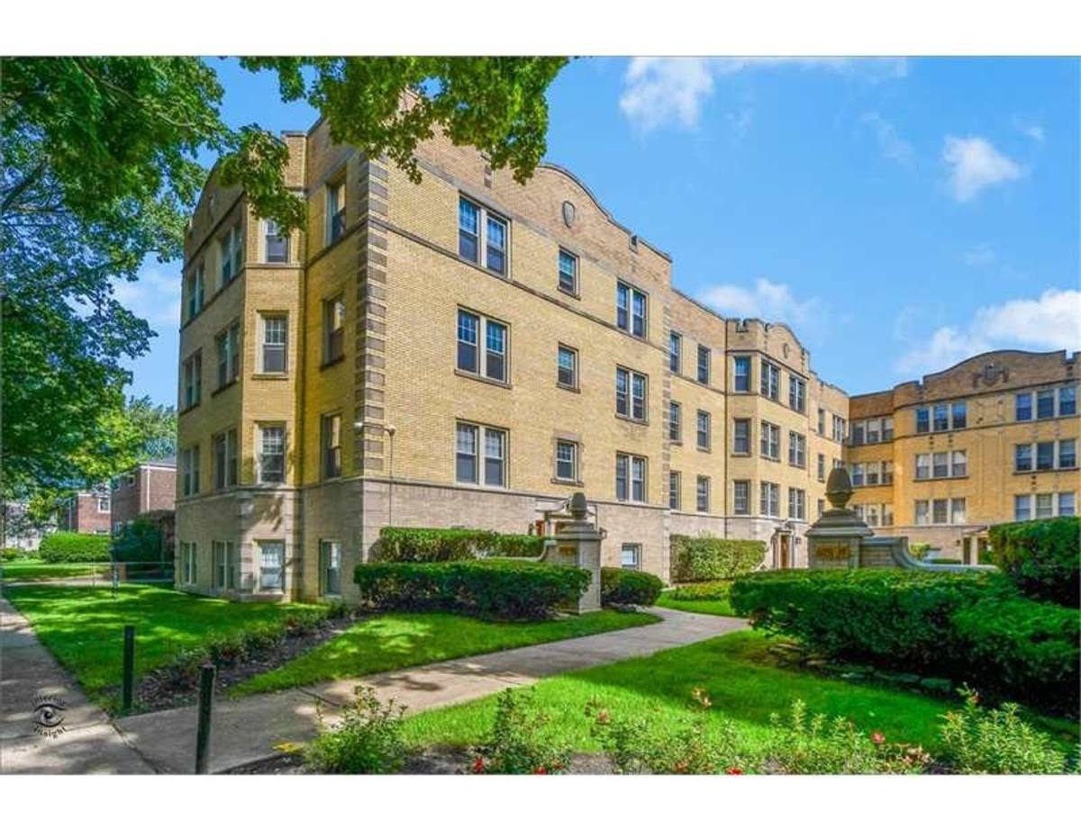 Apartment for rent at 6031- 6043 N Paulina St, Chicago, IL 60660