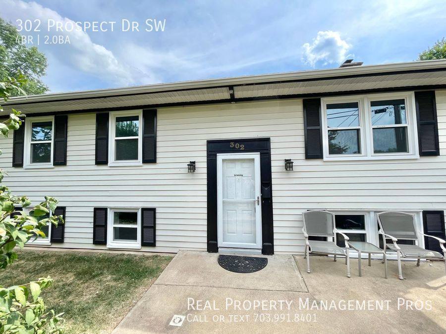 House for rent at 302 Prospect Dr SW, Leesburg, VA 20175