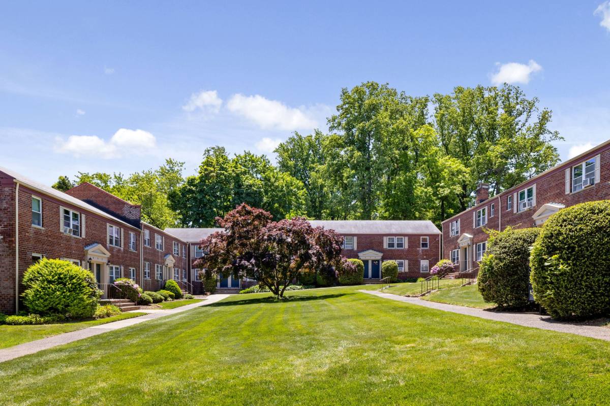 Apartment for rent at 9 17 25 High St, Montclair, NJ 07042