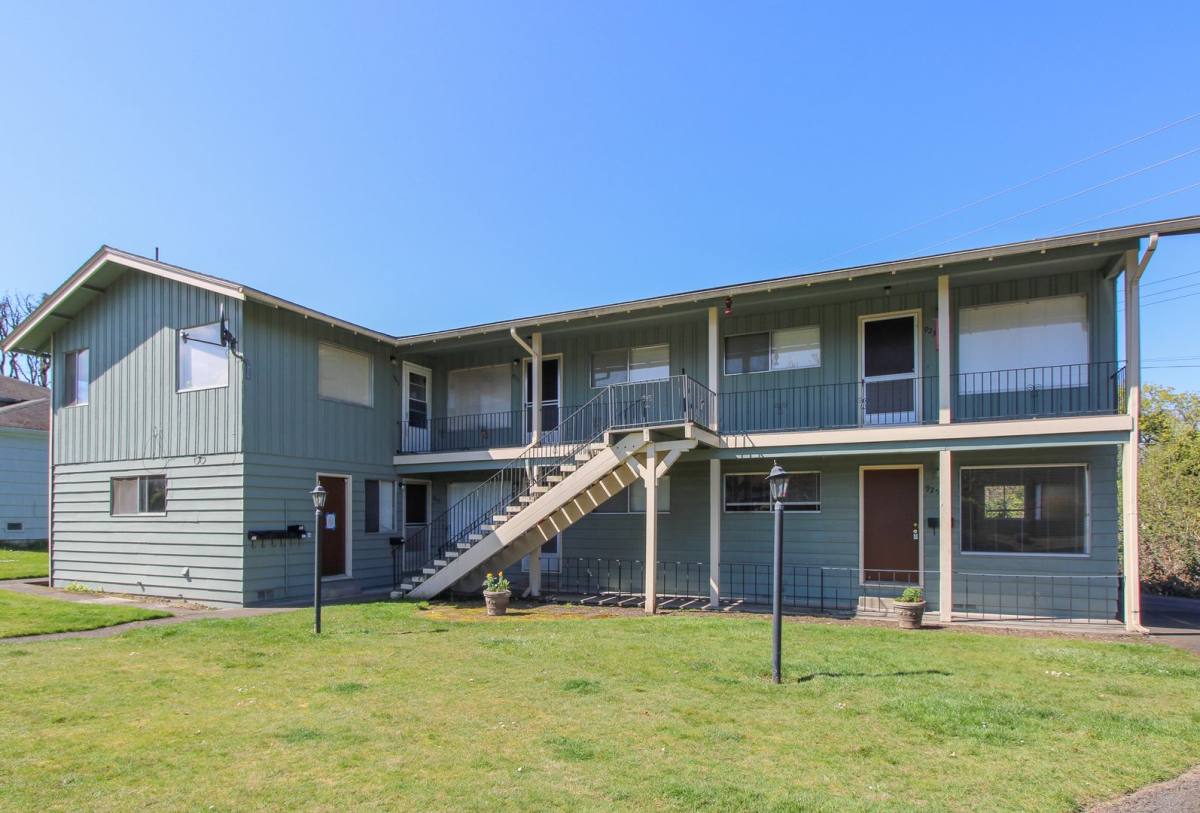 Apartment for rent at 923-945 Fir St S, Salem, OR 97302