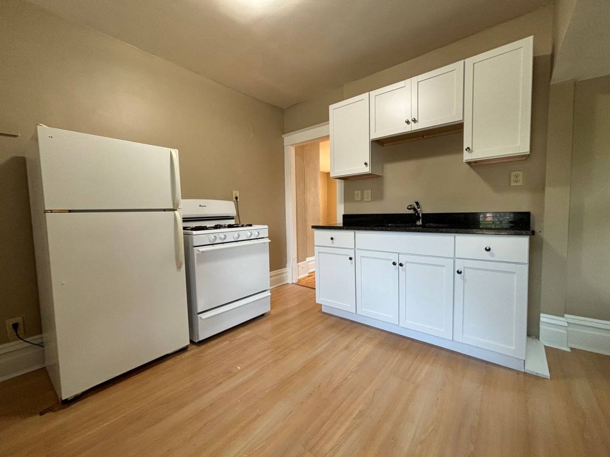 Apartment for rent at 5016 Xerxes Ave S, Minneapolis, MN 55410