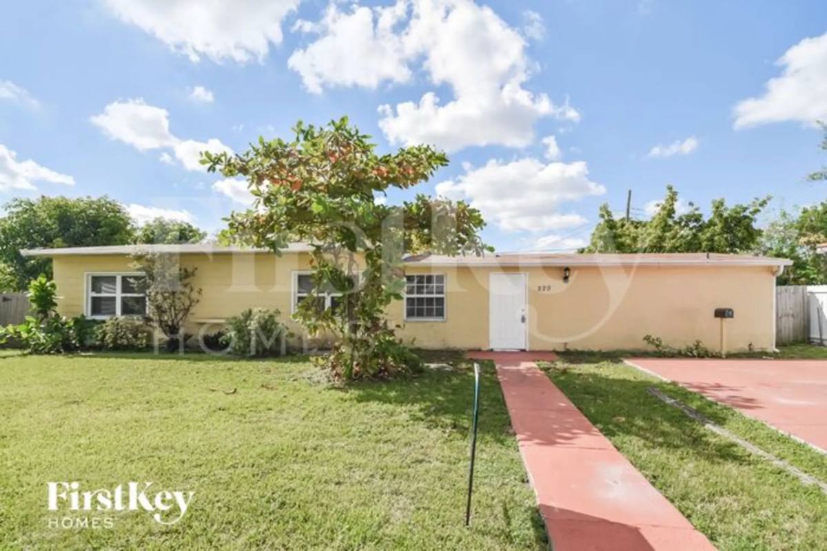 House for rent at 220 NW 140th St, Miami, FL 33168