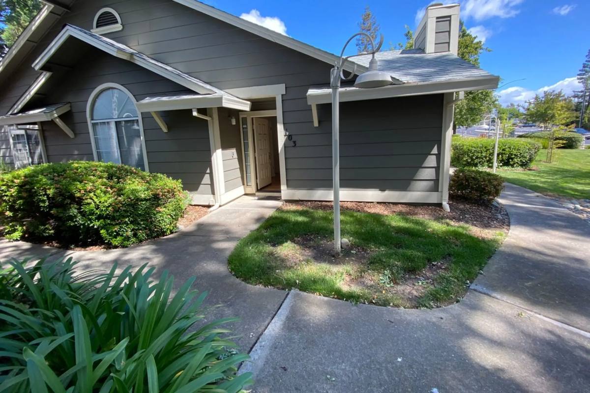 House for rent at 103 Pierpoint Circle, Folsom, CA 95630