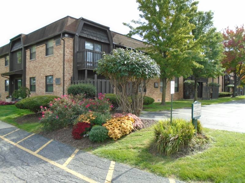 Apartment for rent at 3141 Manley Rd, Maumee, OH 43537