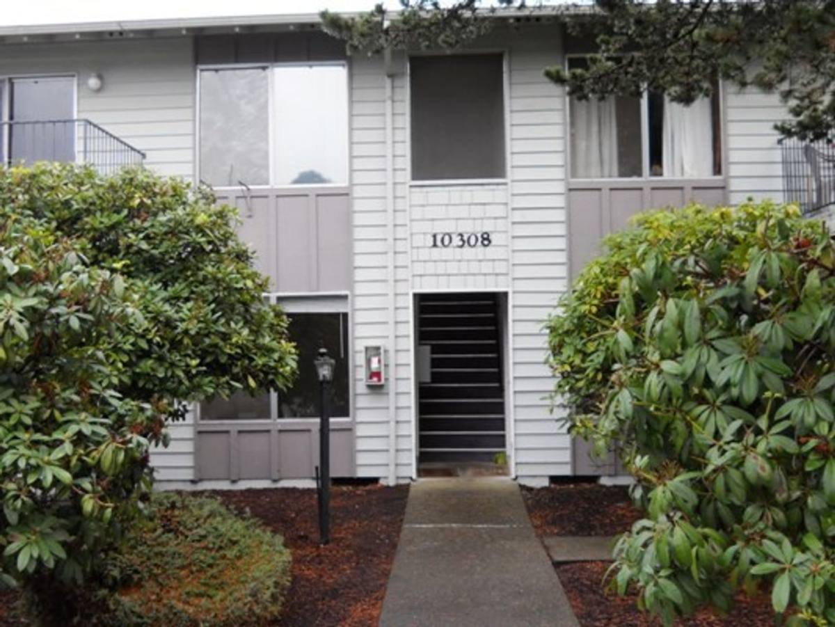 Apartment for rent at 10308 NE Wygant St, Portland, OR 97220