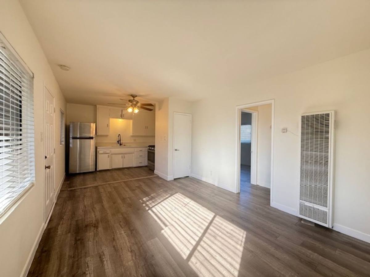 Apartment for rent at 1056 E 6th, Long Beach, CA 90802
