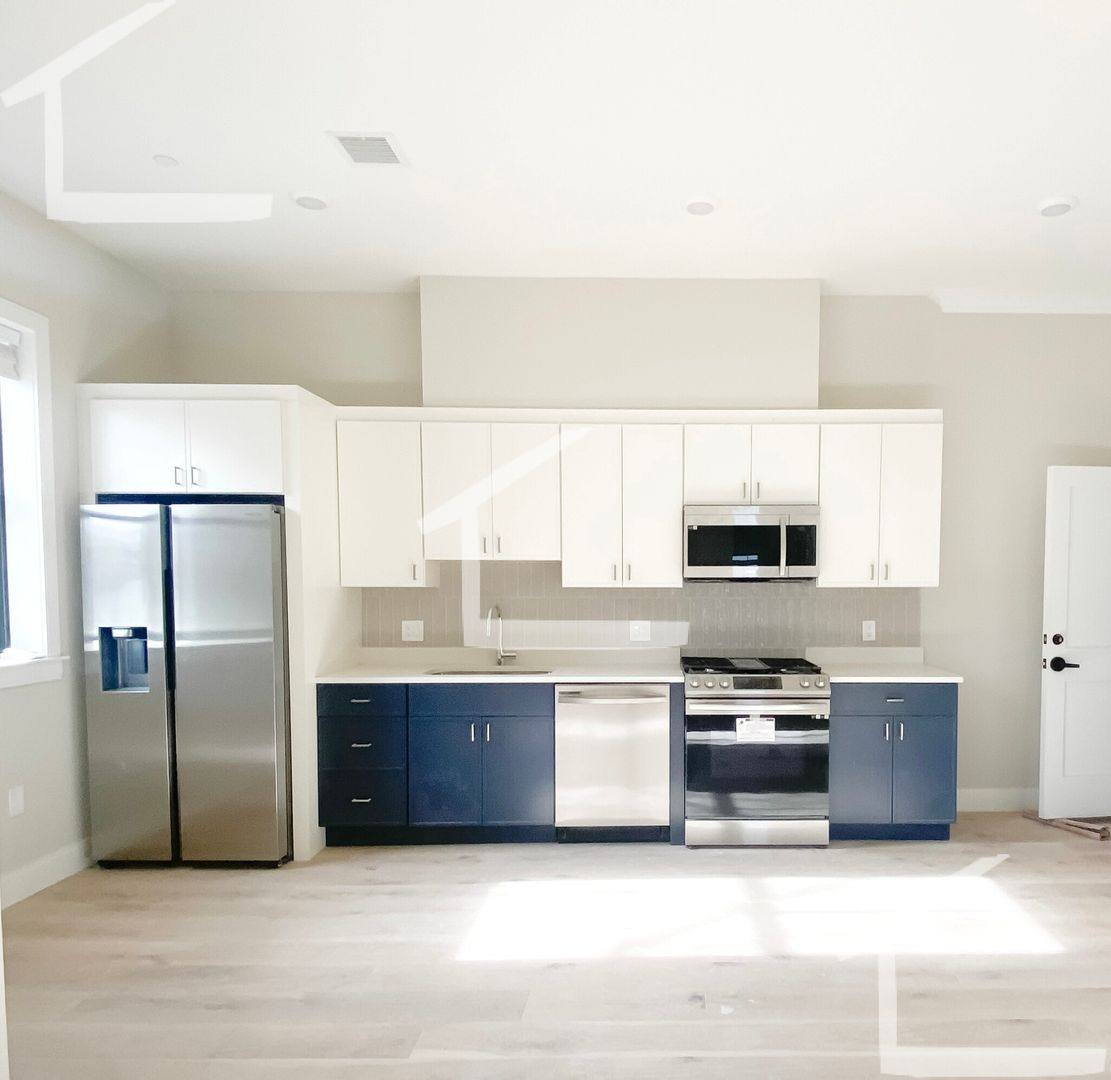 Apartment for rent at 157 Everett St #204E, Allston, MA 02134