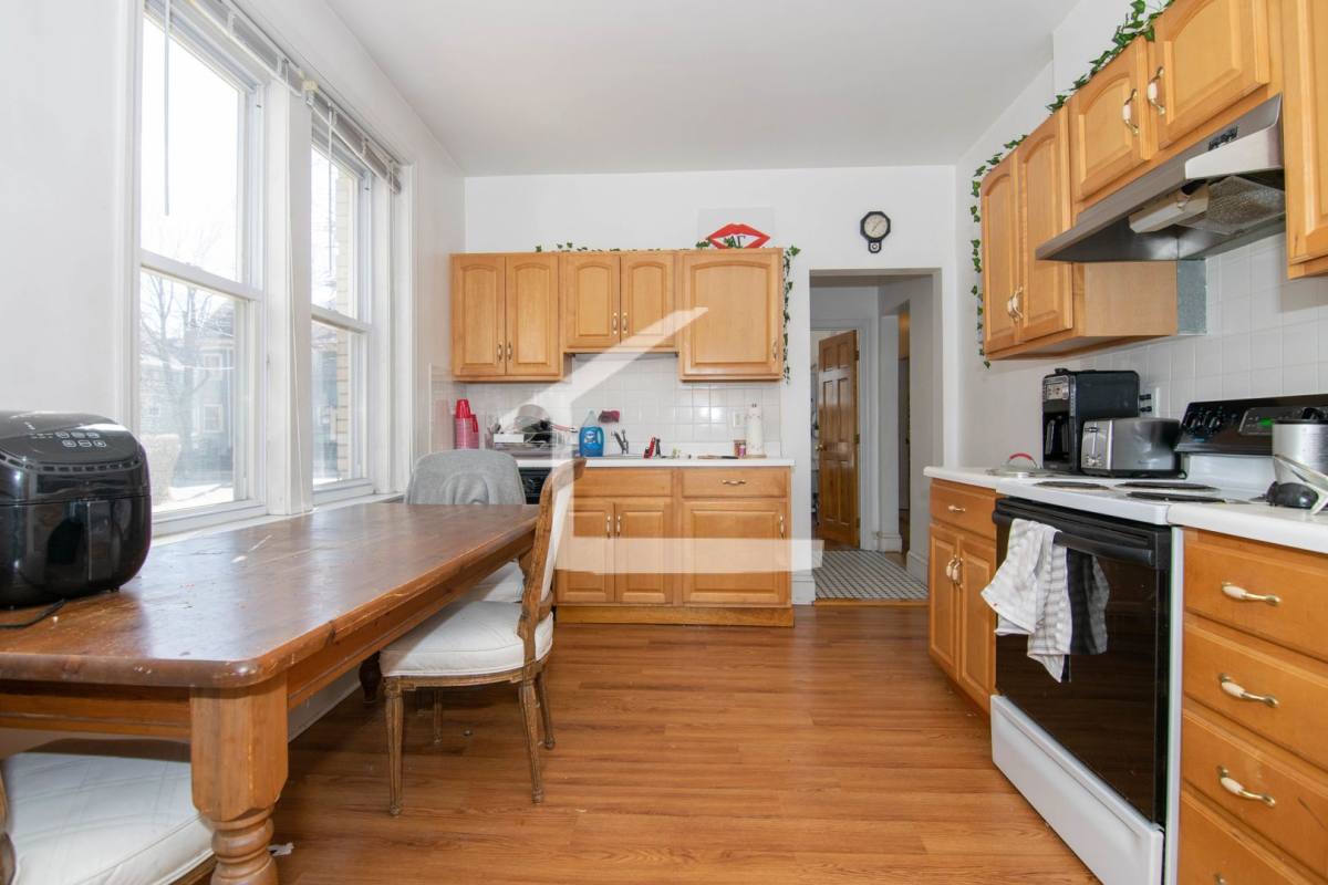 Apartment for rent at 156 Coolidge St #2E, Brookline, MA 02446
