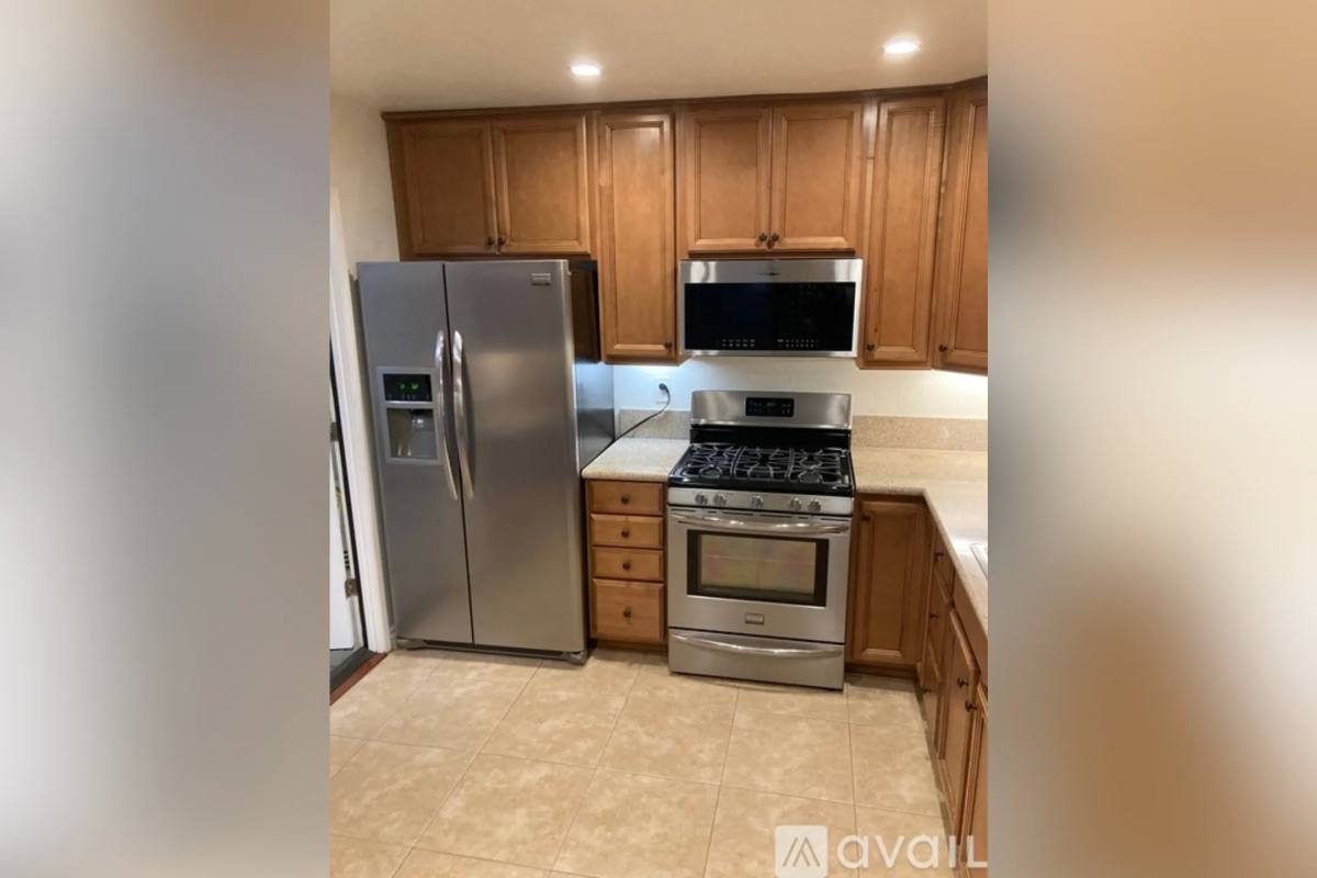 Condo for rent at 5305 Huntley St #13, Simi Valley, CA 93063