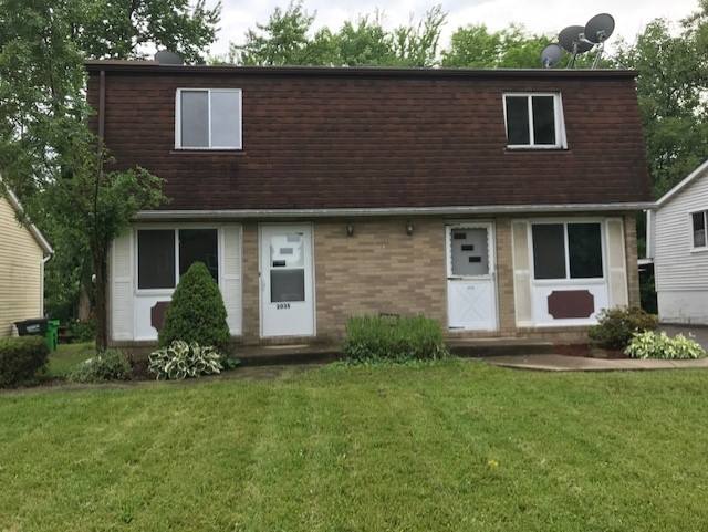 Townhouse for rent at 2033 Massachusetts Ave SE, Massillon, OH 44646