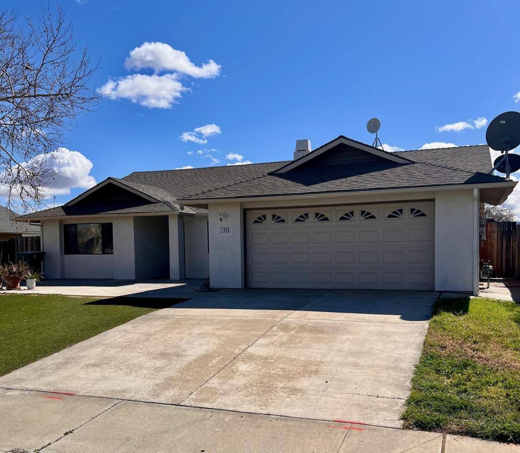 House for rent at 1708 Saltbrush Ave, Coalinga, CA 93210