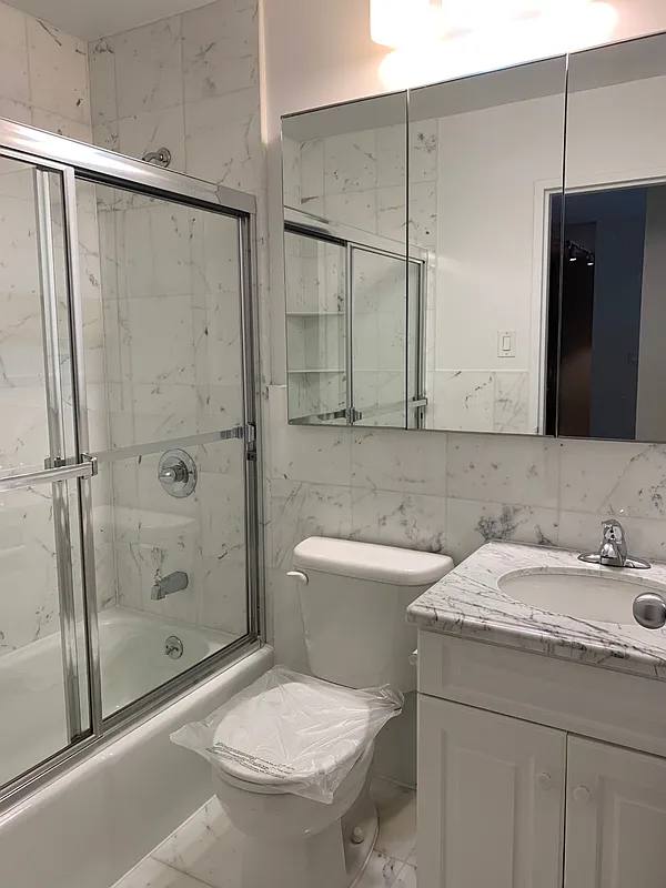 Apartment for rent at 400 E 71st St #10KK, New York, NY 10021