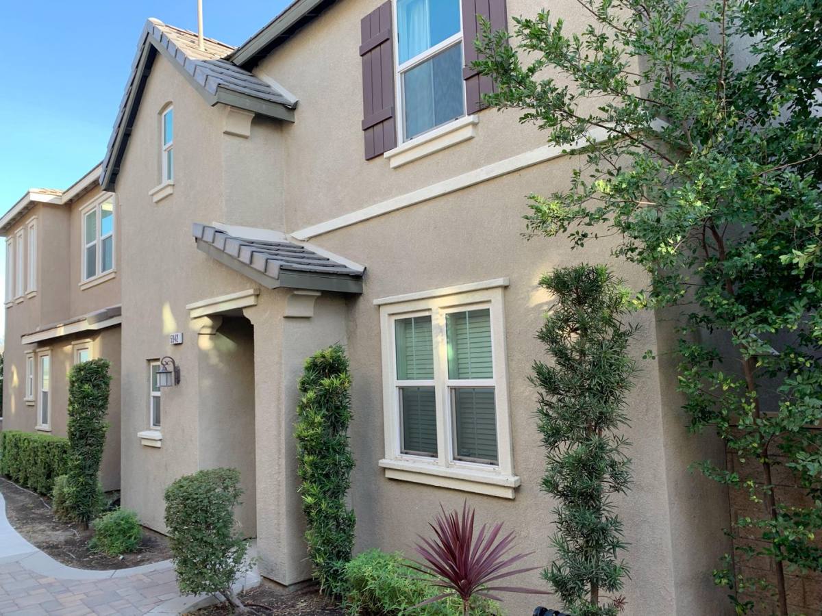 House for rent at 5942 Ginger Dr, Corona, CA 92880