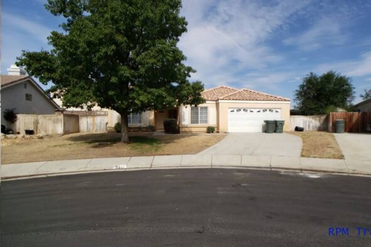 House for rent at 3311 Mesa Court, Rosamond, CA 93560