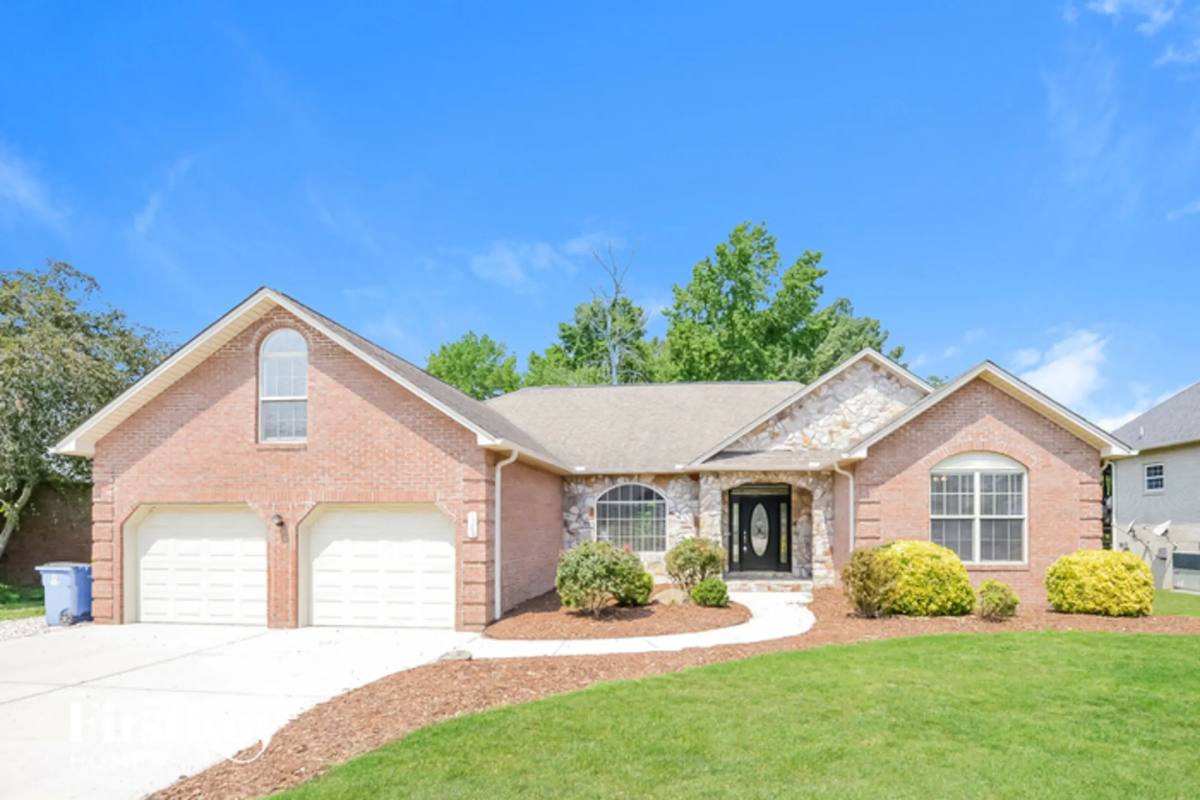House for rent at 1108 Dogwood Lane, High Point, NC 27263