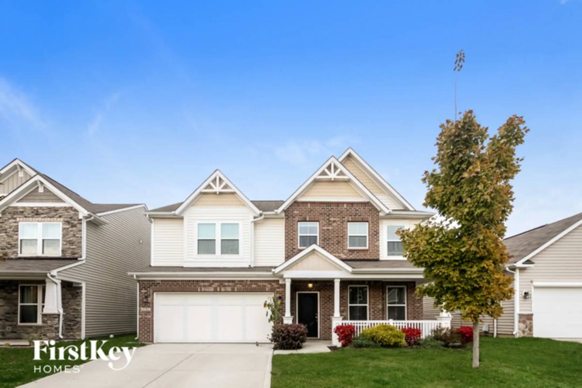 House for rent at 5782 Open Fields Dr, Whitestown, IN 46075