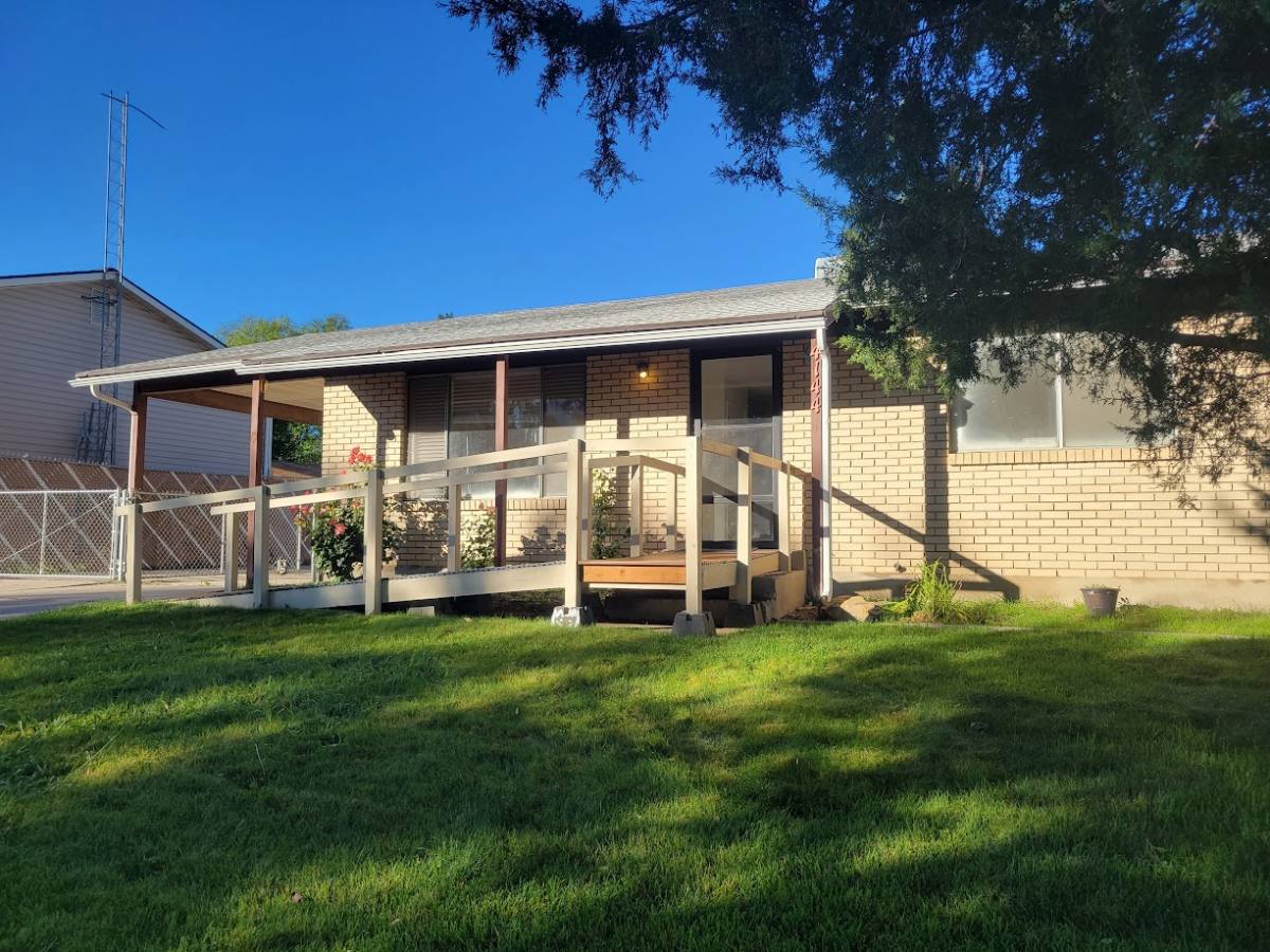 House for rent at 4144 Bannock Dr, West Valley City, UT 84120