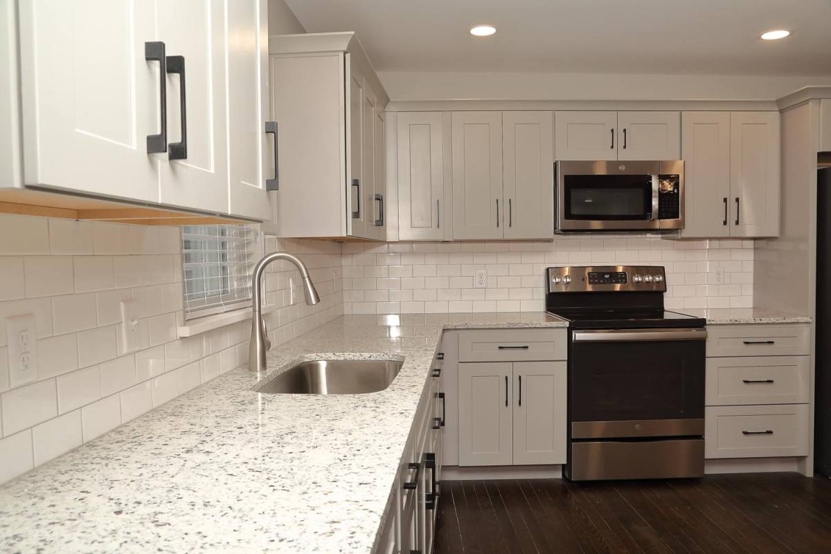 Apartment for rent at 2 S Lime St, Quarryville, PA 17566