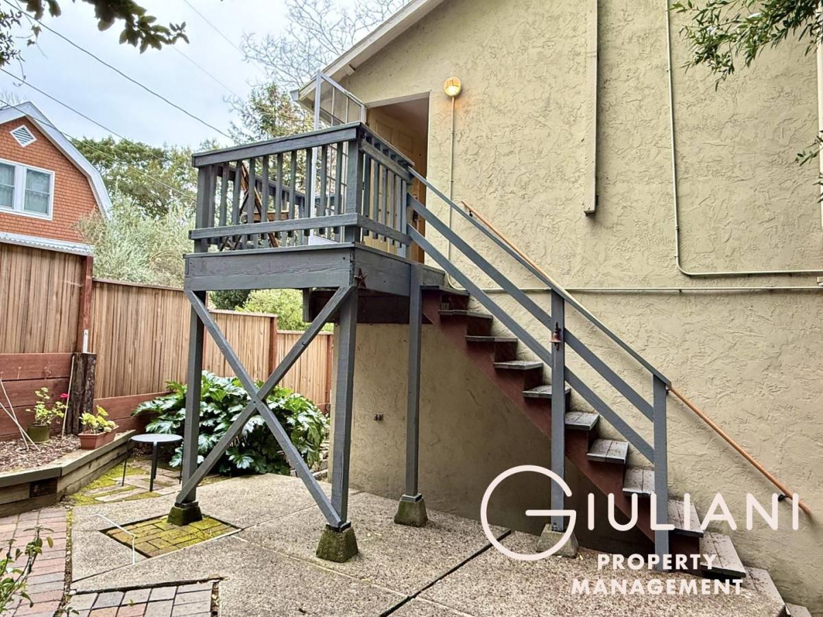 House for rent at 11 Fern Lane, San Anselmo, CA 94960