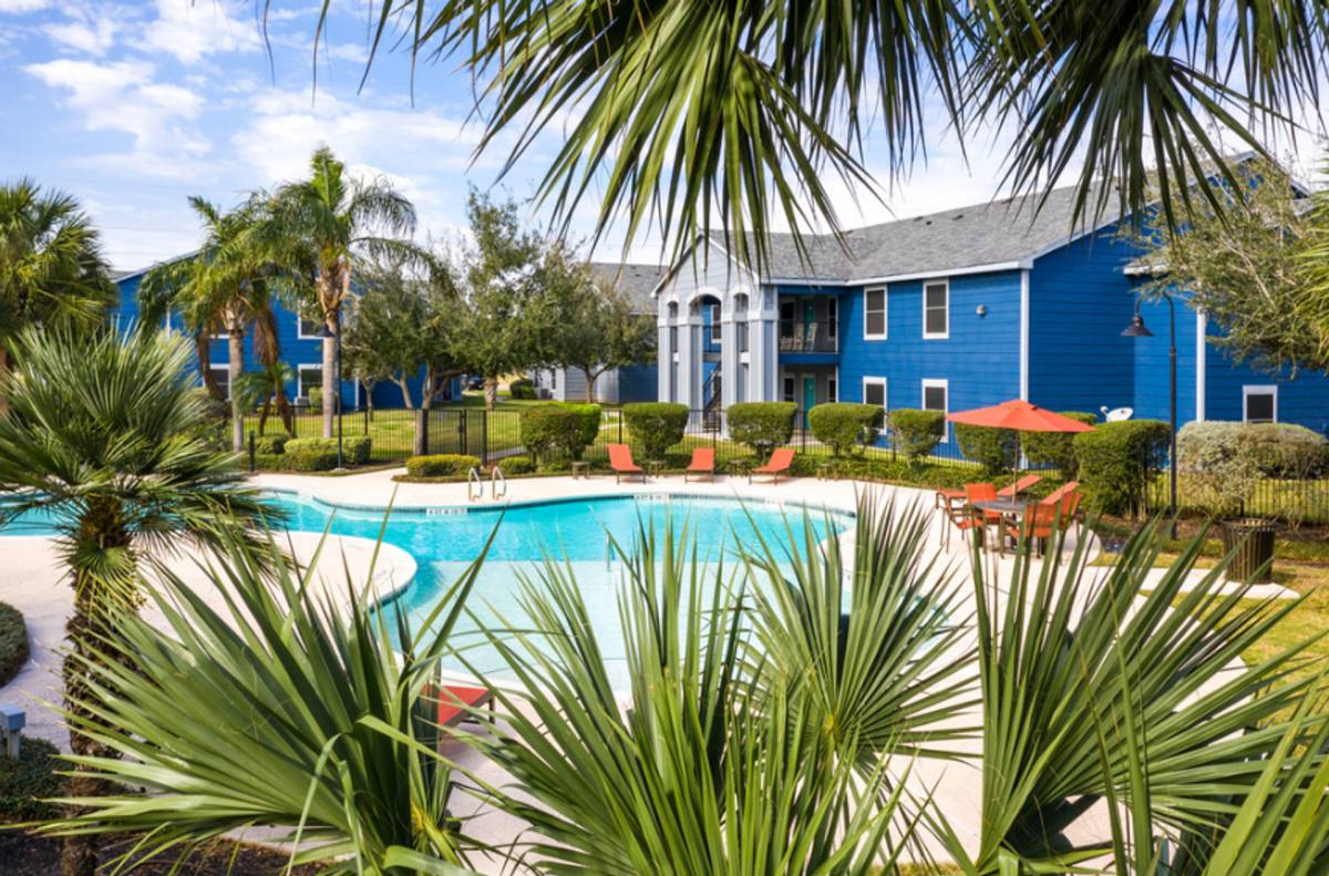 Apartment for rent at 905 N Loop, Harlingen, TX 78550