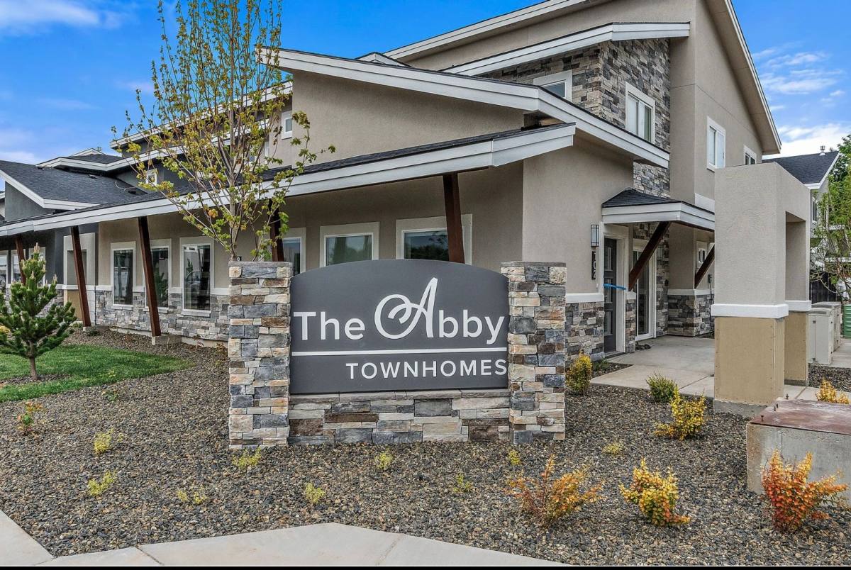 Townhouse for rent at 8959 W Irving St, Boise, ID 83704