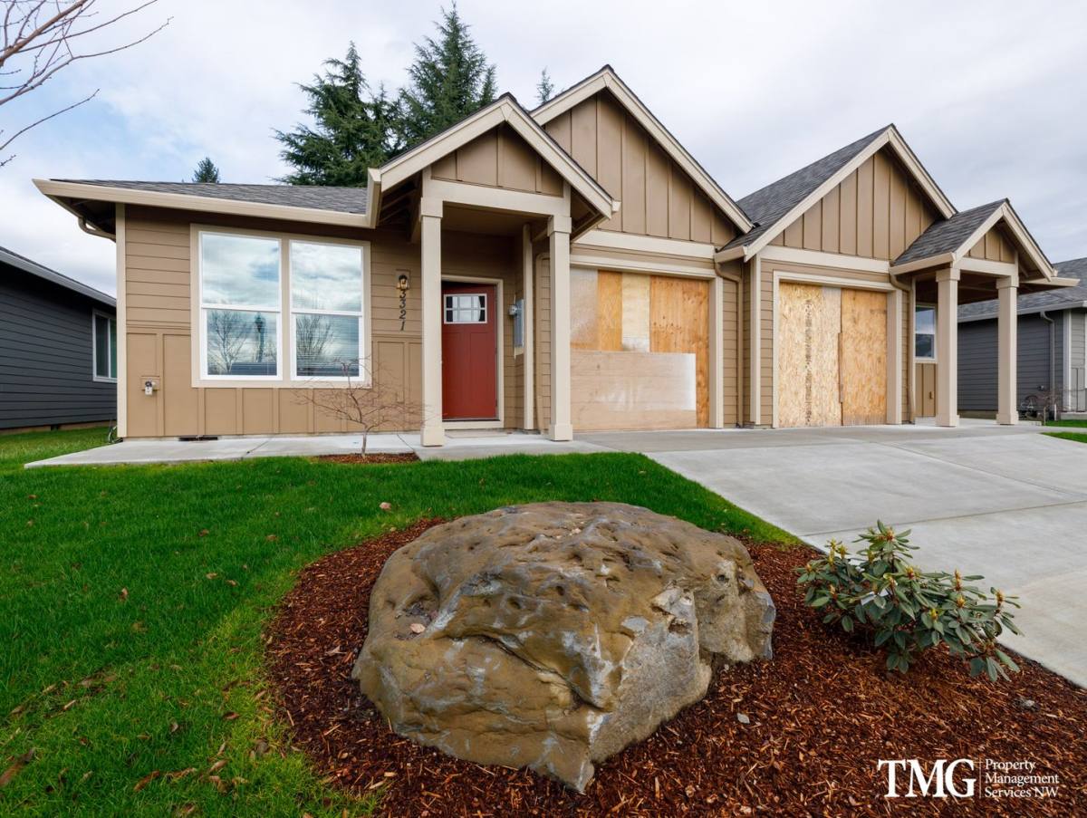 House for rent at 3321 Lewis Lane, Washougal, WA 98671