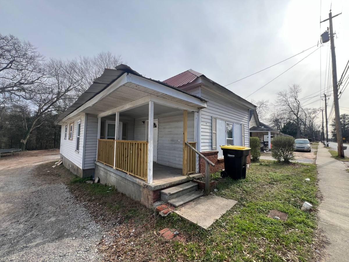 House for rent at 36 Spence Ave, Newnan, GA 30263