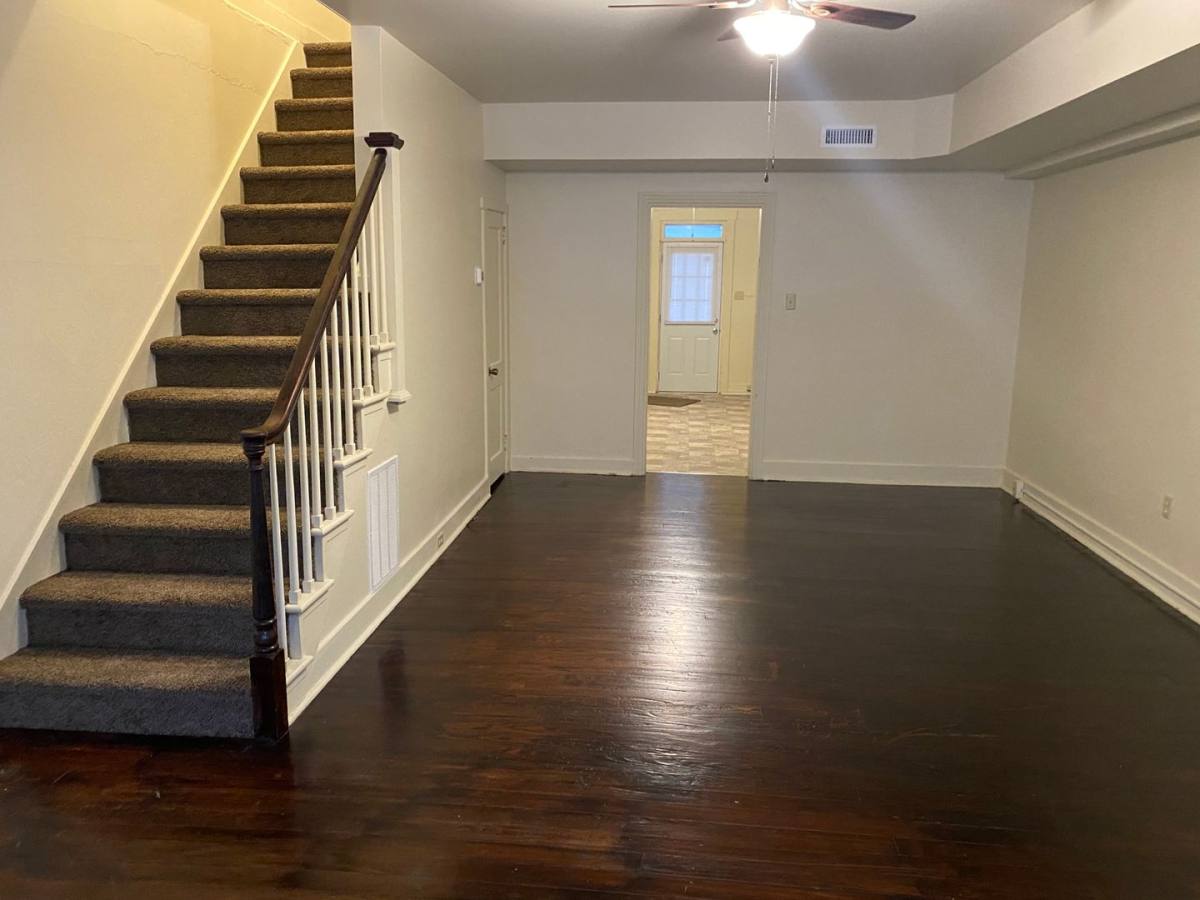 Apartment for rent at 23-29 W Main St, Strasburg, PA 17579