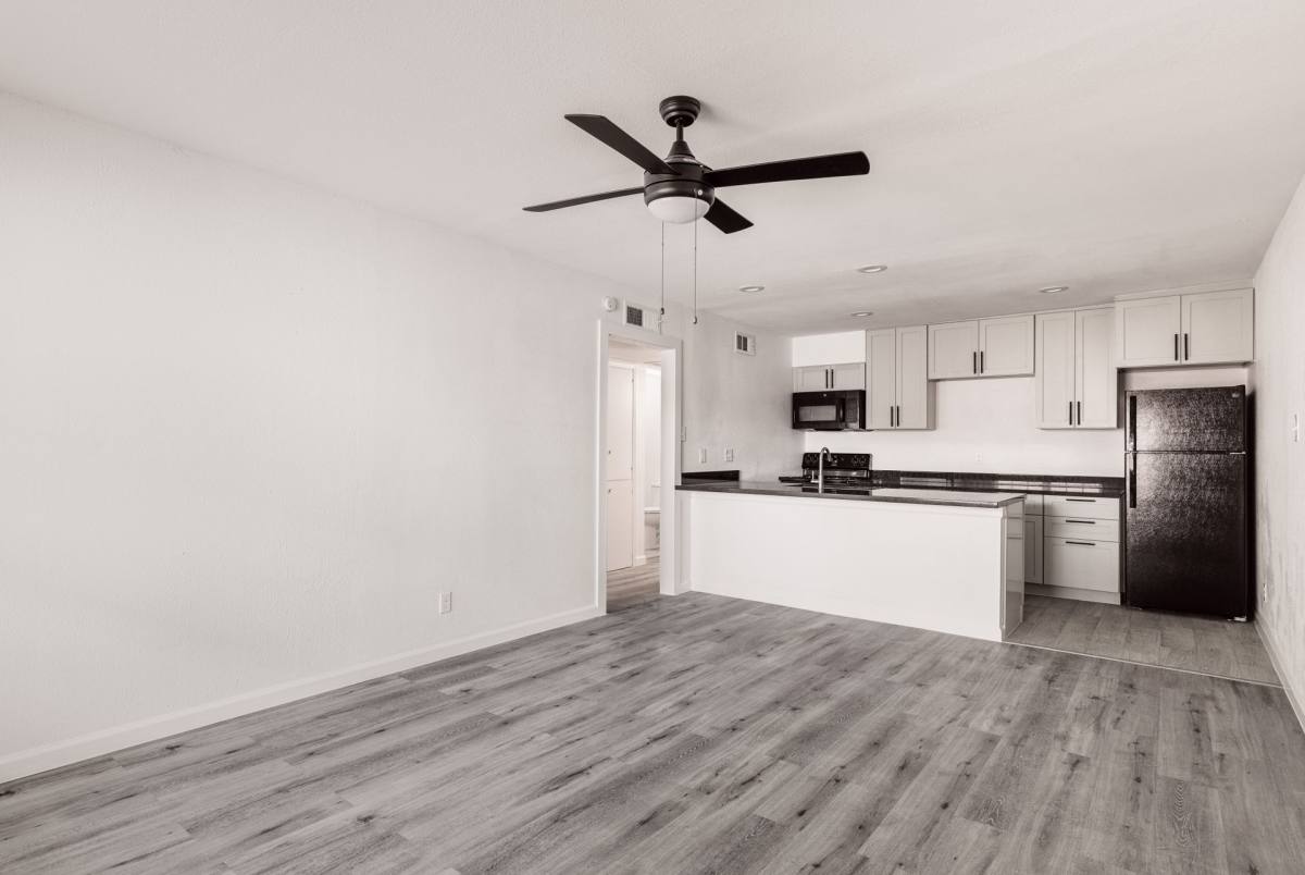 Apartment for rent at 7429 Long Point Dr, Houston, TX 77055