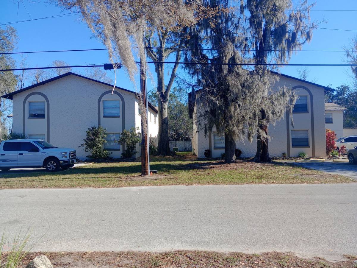 Apartment for rent at 1221 Kennedy Rd, Daytona Beach, FL 32117