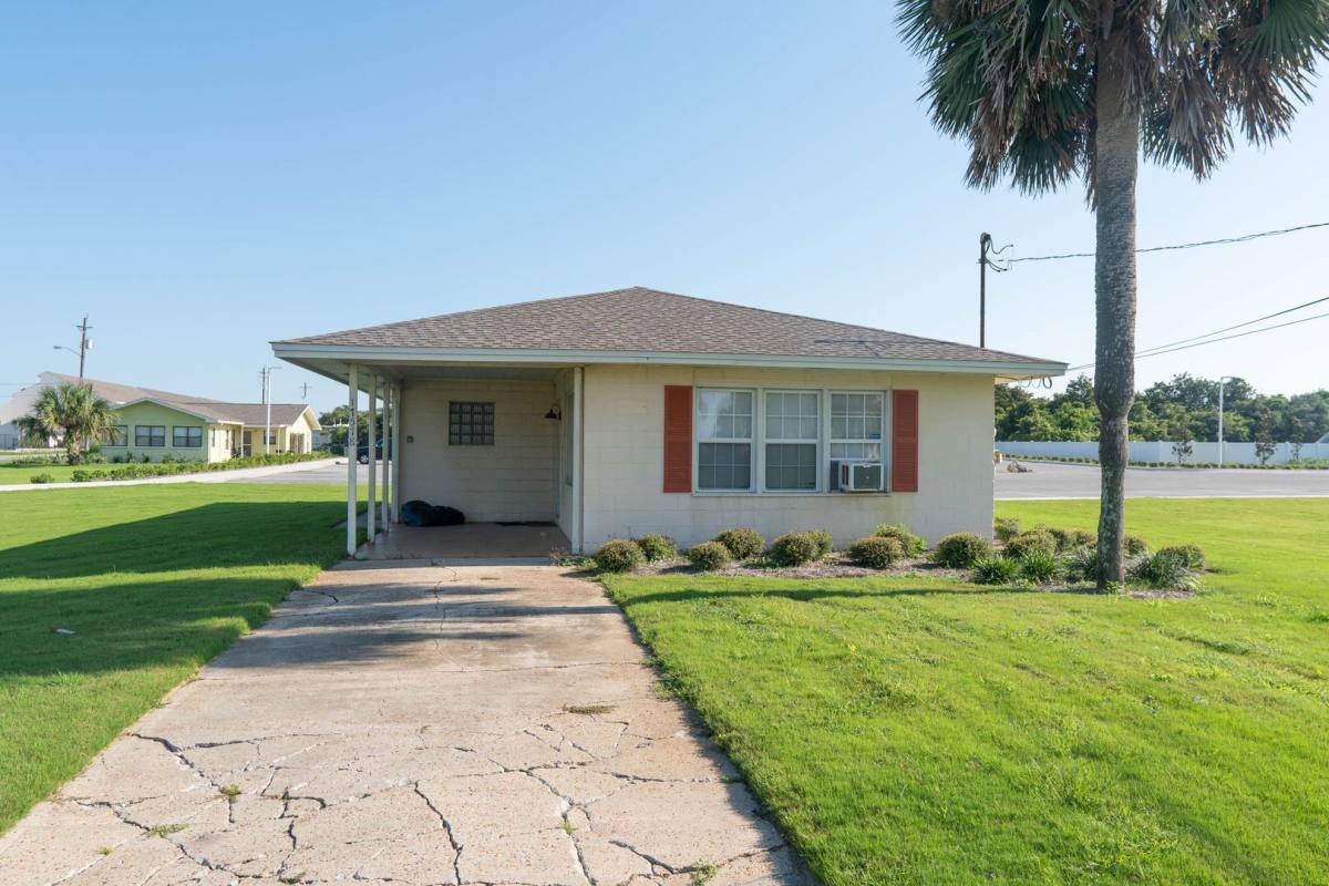 House for rent at 17578 Front Beach Rd, Panama City Beach, FL 32413