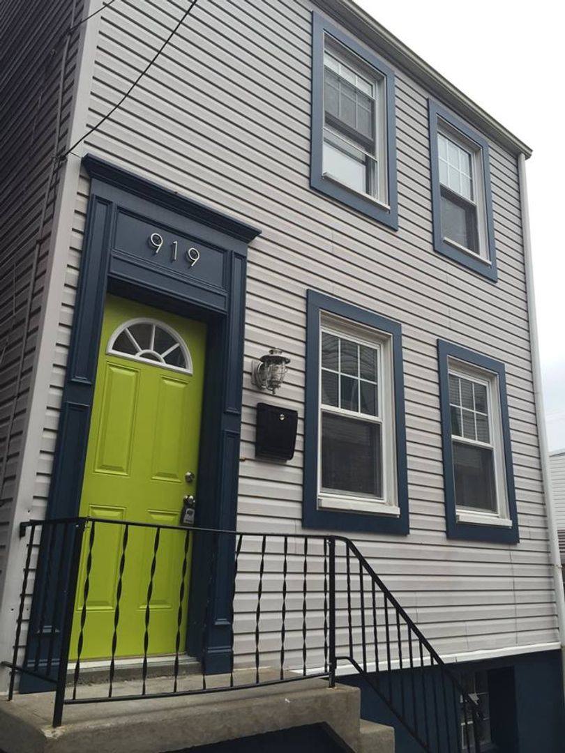 House for rent at 919 Pretense Way, Pittsburgh, PA 15203