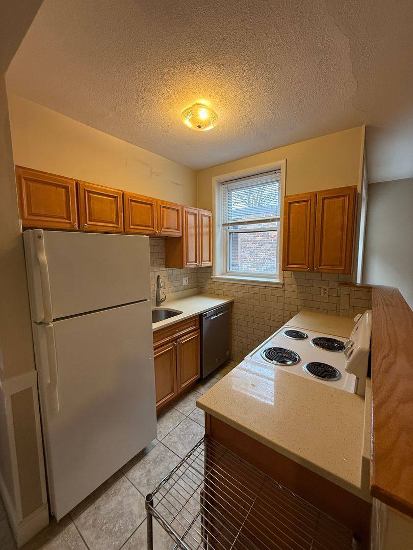 Apartment for rent at 168 Winthrop Rd, Brookline, MA 02445
