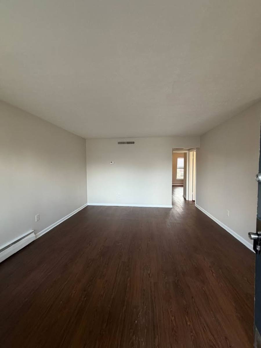 Apartment for rent at 3712 Klondike Lane, Louisville, KY 40218