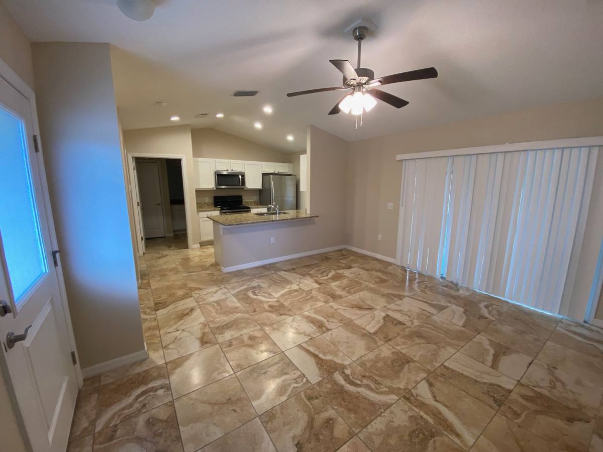 Apartment for rent at 11 W Morningview Dr, Eustis, FL 32726