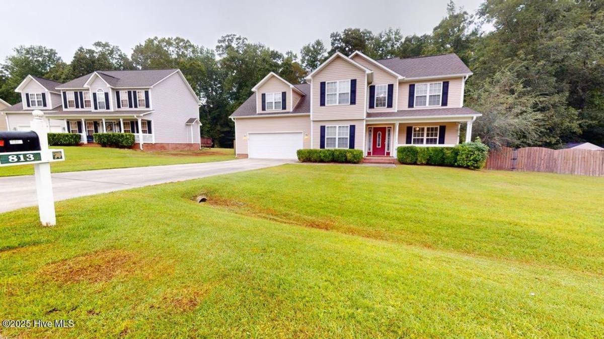 House for rent at 813 Little Roxy Court, Jacksonville, NC 28540