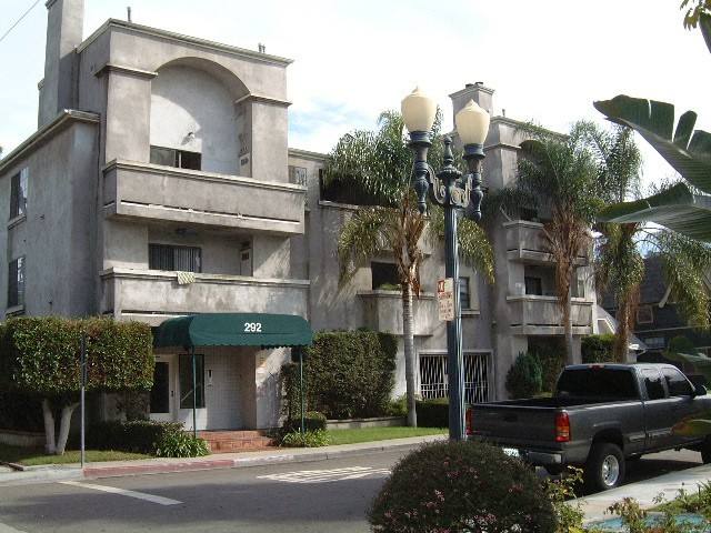 Apartment for rent at 292 N Lowena Dr, Long Beach, CA 90803