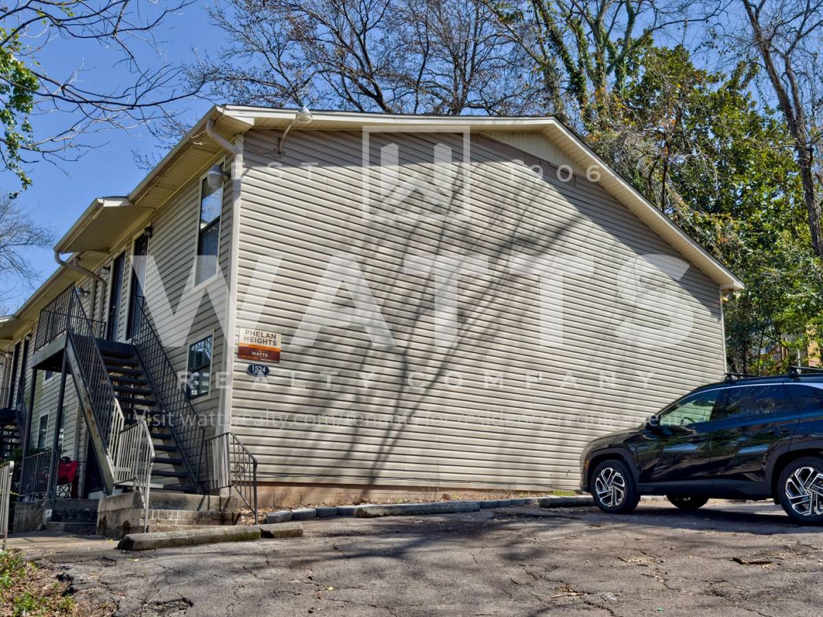 Apartment for rent at 1524 16th St S, Birmingham, AL 35205