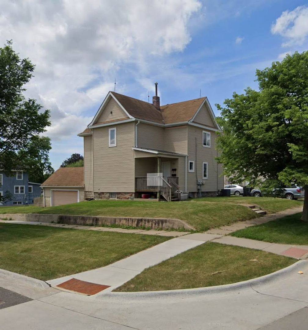 Apartment for rent at 1803 Franklin St, Cedar Falls, IA 50613
