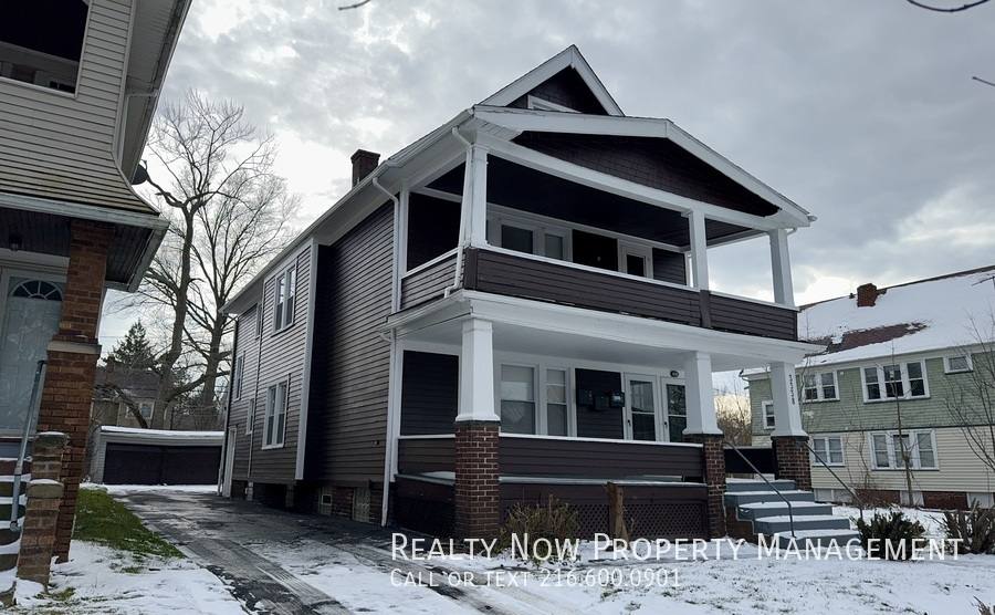 Apartment for rent at 3338 Desota Ave #1, Cleveland, OH 44118