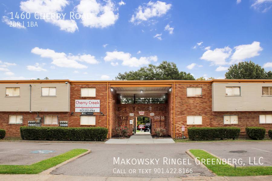 Apartment for rent at 1460 Cherry Rd, Memphis, TN 38117