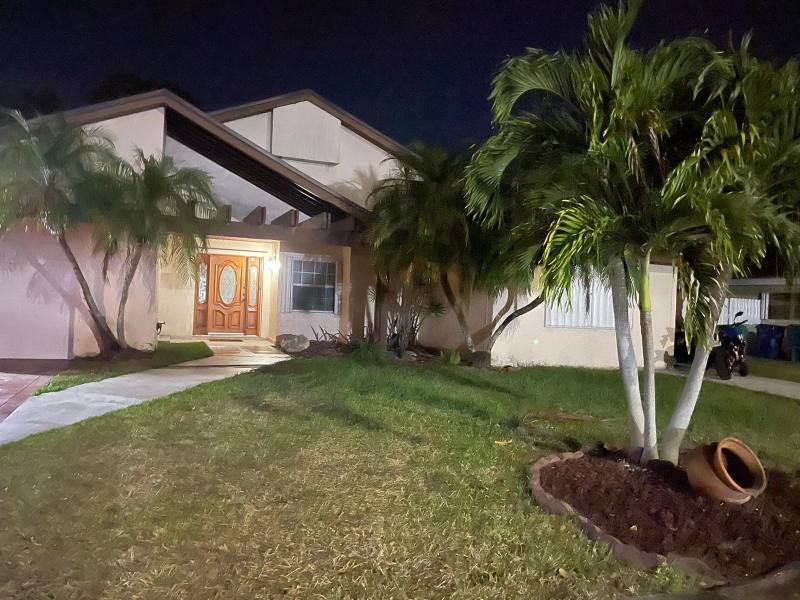 House for rent at 6760 Sw156 Court, Miami, FL 33193