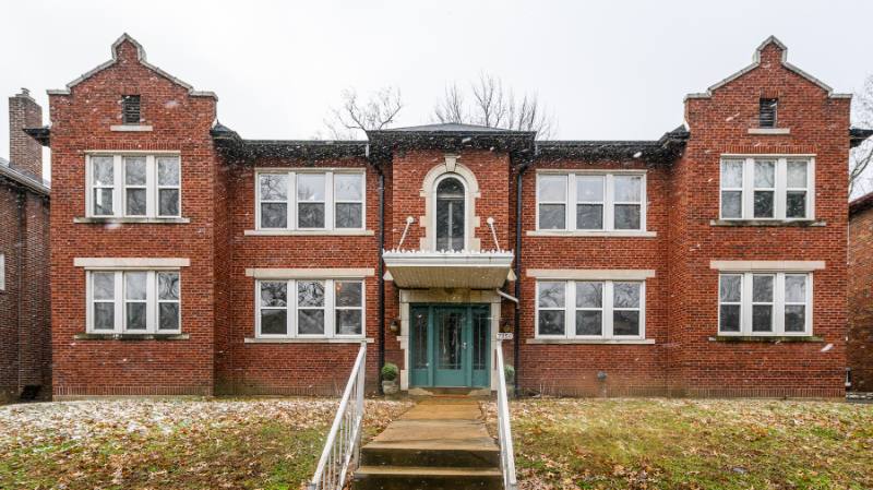 Apartment for rent at 7350 Amherst Ave #2E, Saint Louis, MO 63130
