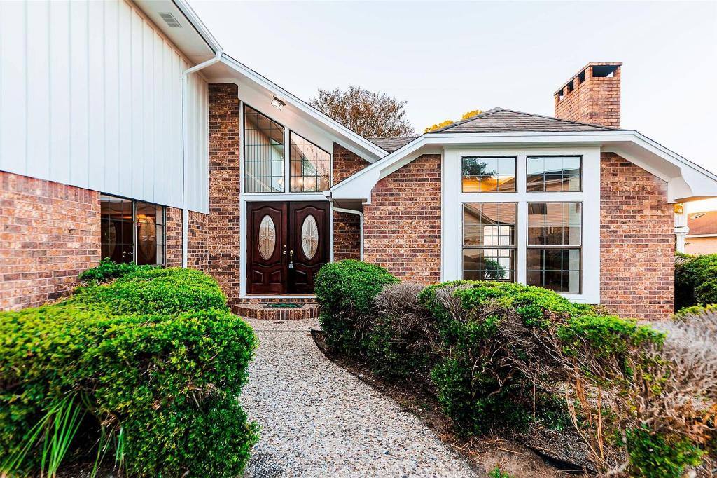 House for rent at 8341 Chimney Rock Court, Port Arthur, TX 77642
