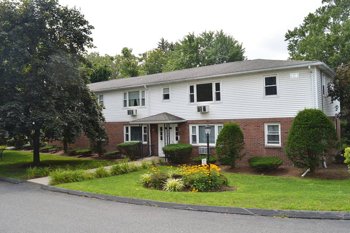 Apartment for rent at 10-22 Nashawannuck St, Easthampton, MA 01027